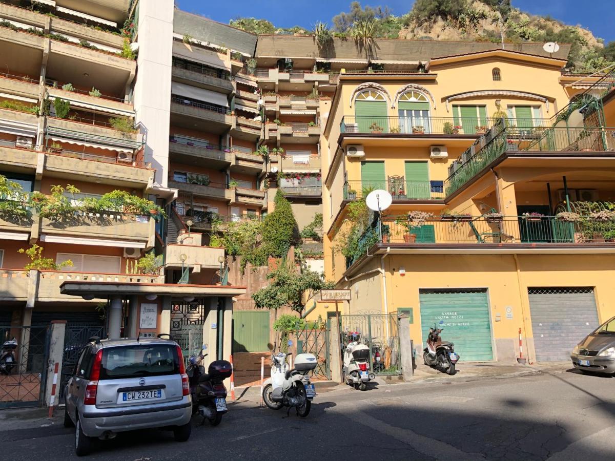 Suite Gardenia Taormina Esterno foto